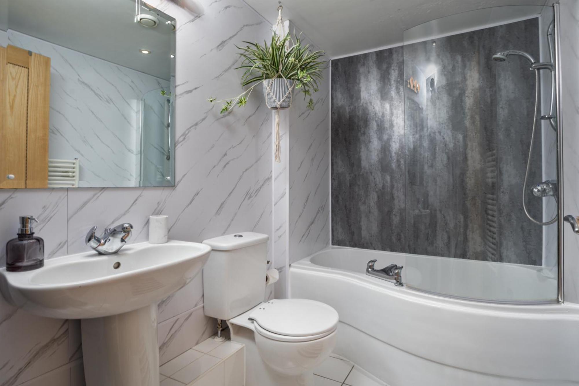 Large Central Penthouse In Leeds Leeds  Exterior photo